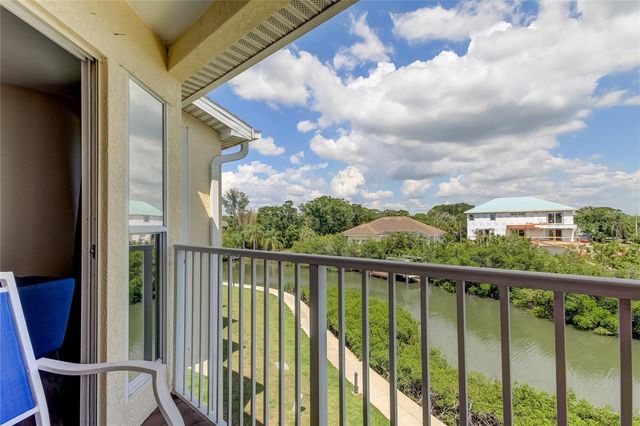 129 BRENT CIRCLE, Oldsmar, FL 34677