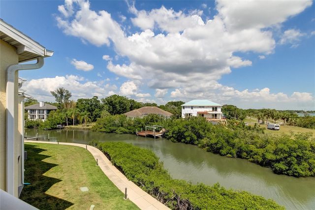 129 BRENT CIRCLE, Oldsmar, FL 34677