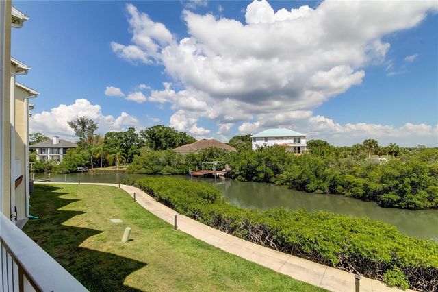 129 BRENT CIRCLE, Oldsmar, FL 34677
