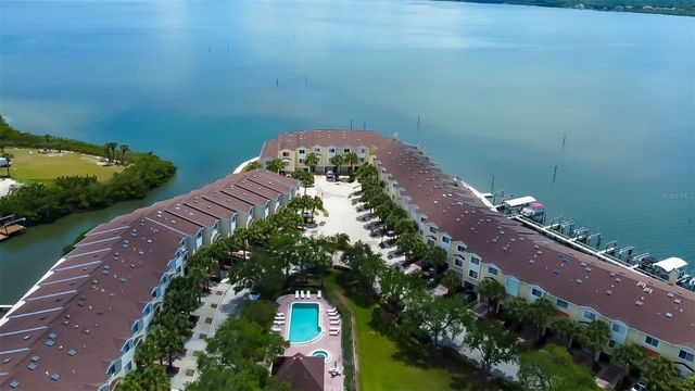 129 BRENT CIRCLE, Oldsmar, FL 34677