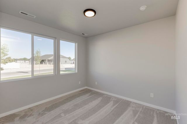 5433 W Yarnell St, Eagle, ID 83616