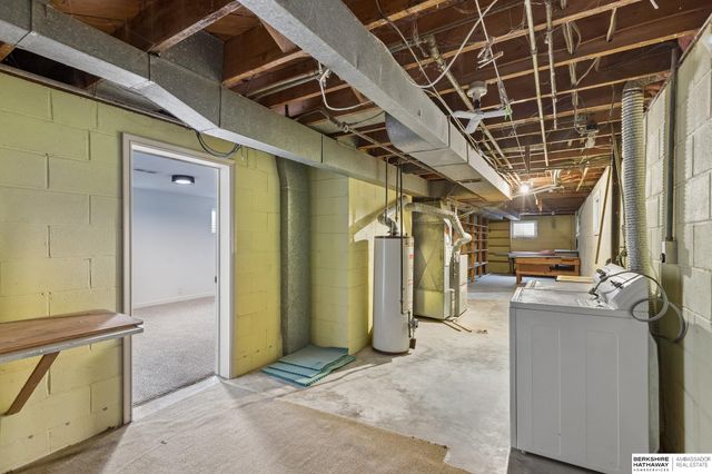 1112 S 93 Avenue, Omaha, NE 68124