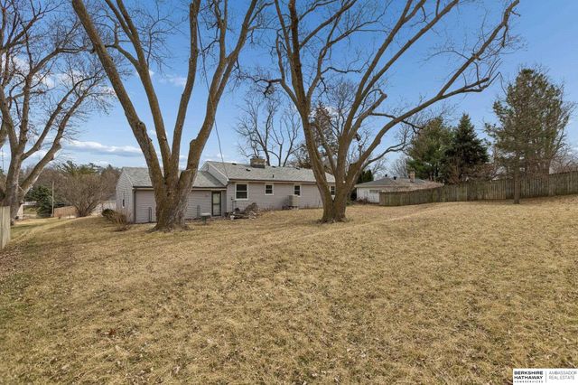 1112 S 93 Avenue, Omaha, NE 68124