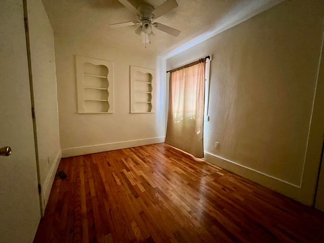 314 9th Street SW, Albuquerque, NM 87102