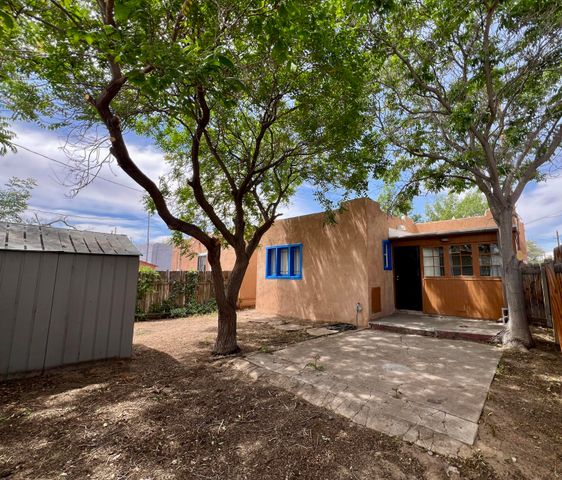 314 9th Street SW, Albuquerque, NM 87102
