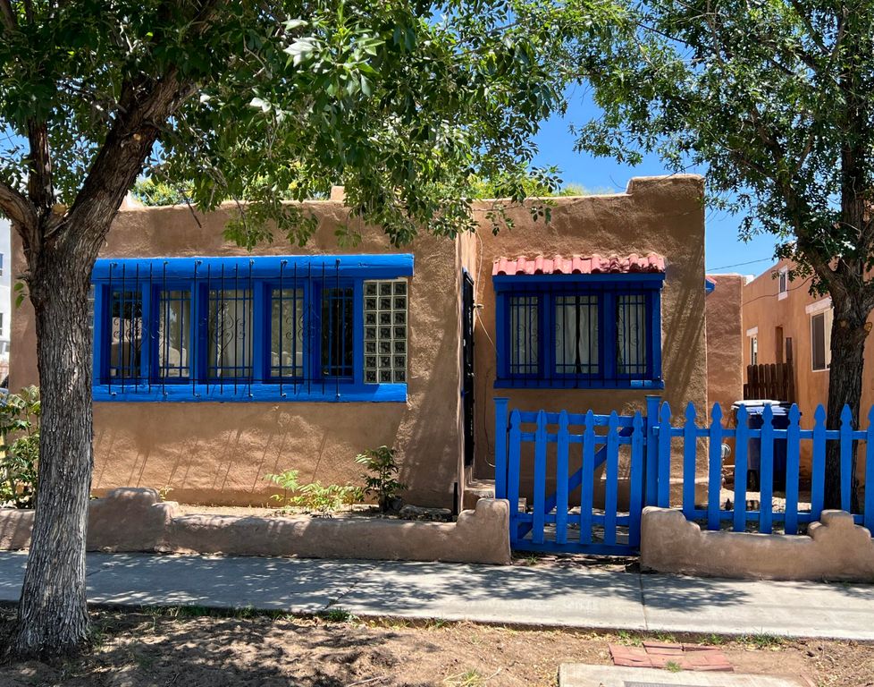 314 9th Street SW, Albuquerque, NM 87102