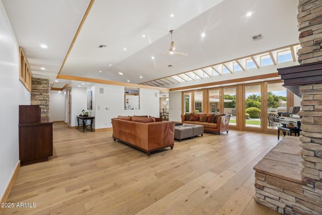 3950 E MCLELLAN Road 3, Mesa, AZ 85205