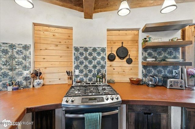 40650 Belnap Drive, Homer, AK 99603