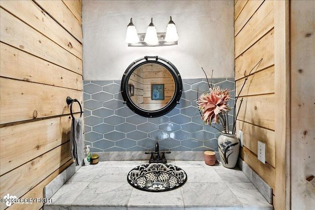 40650 Belnap Drive, Homer, AK 99603