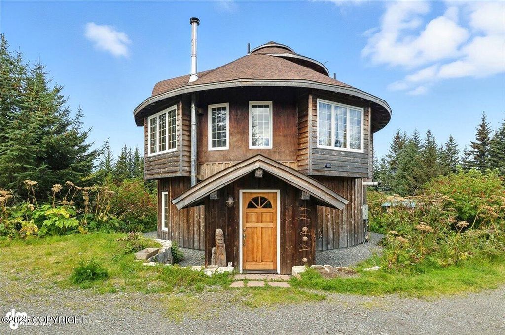 40650 Belnap Drive, Homer, AK 99603