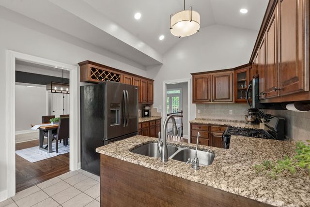 2386 Pleasant View Rd, Pleasant View, TN 37146
