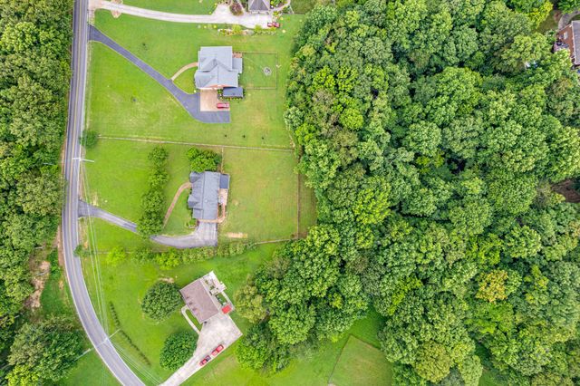 2386 Pleasant View Rd, Pleasant View, TN 37146