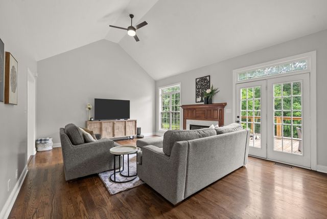 2386 Pleasant View Rd, Pleasant View, TN 37146