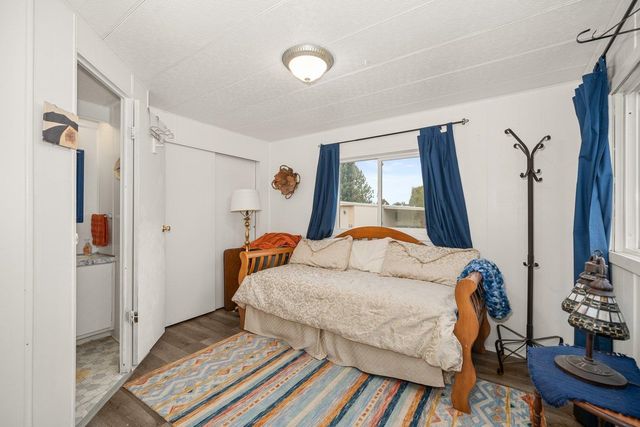 1211 E Lyons Ave, Spokane, WA 99208