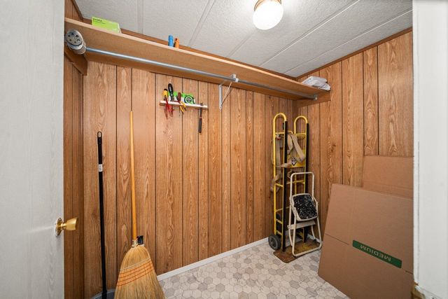 1211 E Lyons Ave, Spokane, WA 99208