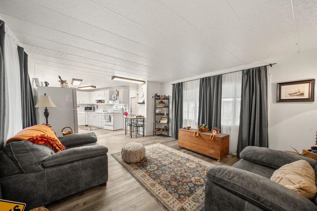 1211 E Lyons Ave, Spokane, WA 99208