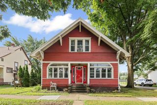 204 E Broad Street, Louisville, OH 44641