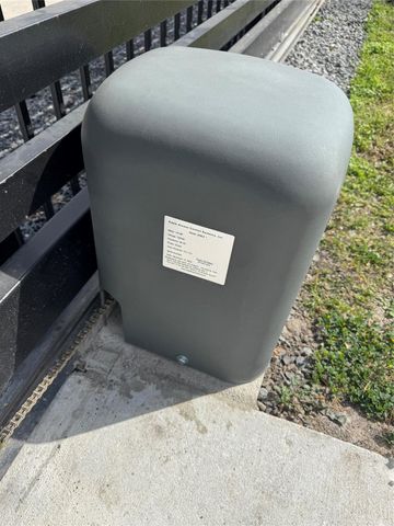 4501 Hirsch Road, Houston, TX 77026