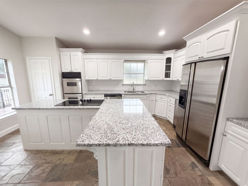 3911 White Settlement Road, Fort Worth, TX 76107 — photo 2