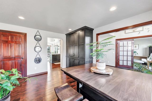 2011 WHISTLING SWAN CIRCLE, De Pere, WI 54151