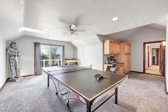 2011 WHISTLING SWAN CIRCLE, De Pere, WI 54151