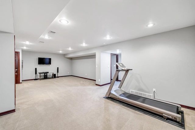 2011 WHISTLING SWAN CIRCLE, De Pere, WI 54151