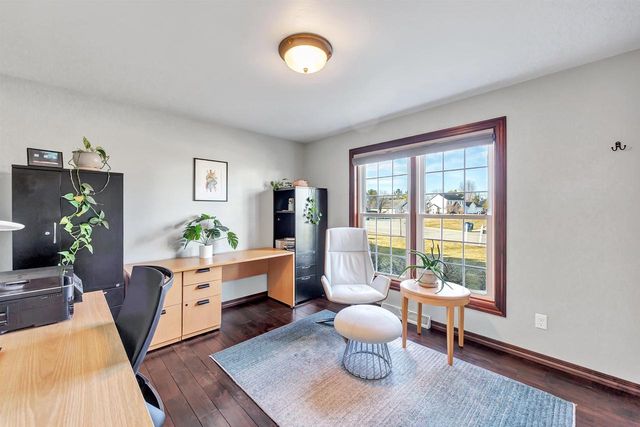 2011 WHISTLING SWAN CIRCLE, De Pere, WI 54151