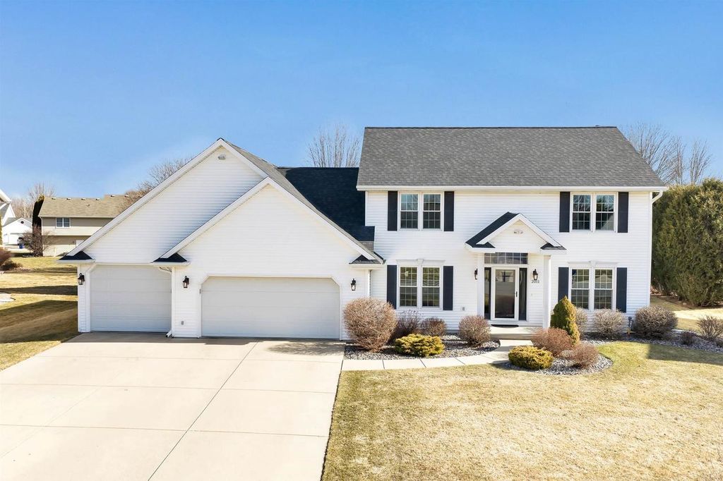 2011 WHISTLING SWAN CIRCLE, De Pere, WI 54151