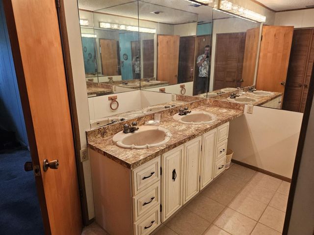 596 Greenwood Drive, Jupiter, FL 33458
