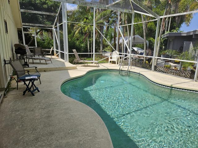 596 Greenwood Drive, Jupiter, FL 33458
