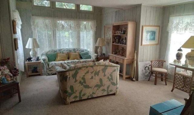 596 Greenwood Drive, Jupiter, FL 33458