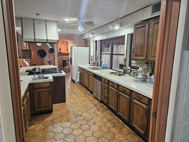 596 Greenwood Drive, Jupiter, FL 33458