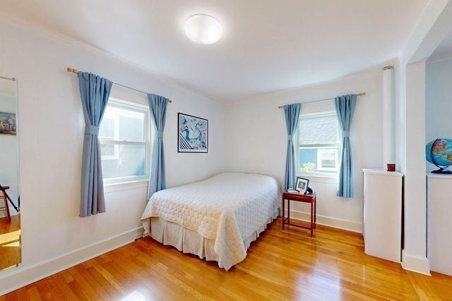 30 Montgomery St, Cambridge, MA 02140