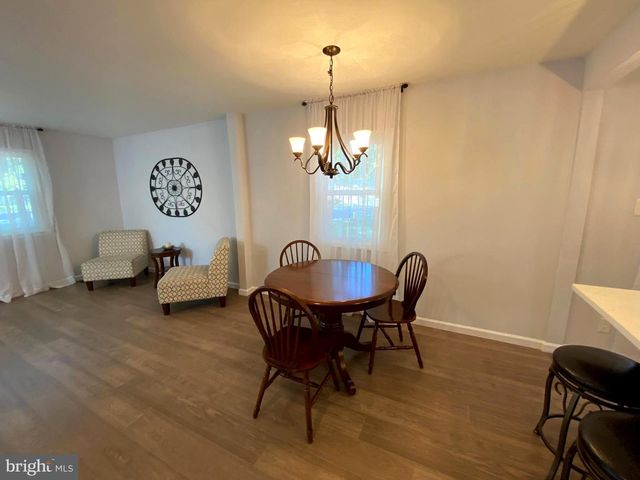 401 CAINS MILL RD, Williamstown, NJ 08094