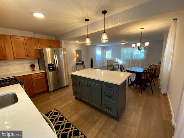 401 CAINS MILL RD, Williamstown, NJ 08094