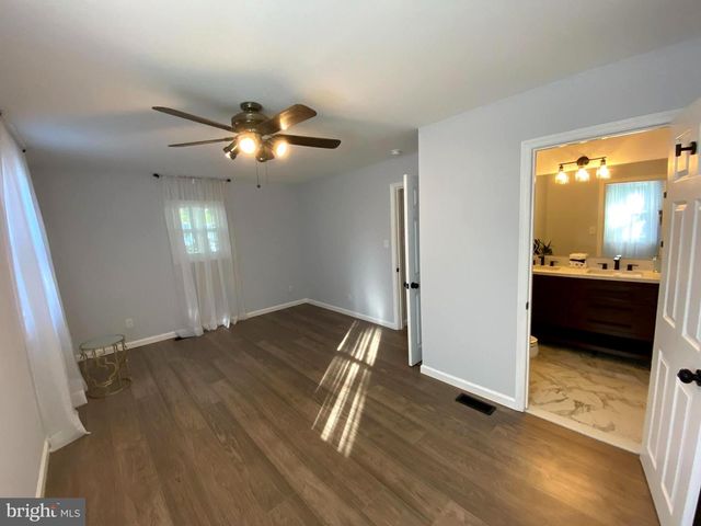 401 CAINS MILL RD, Williamstown, NJ 08094