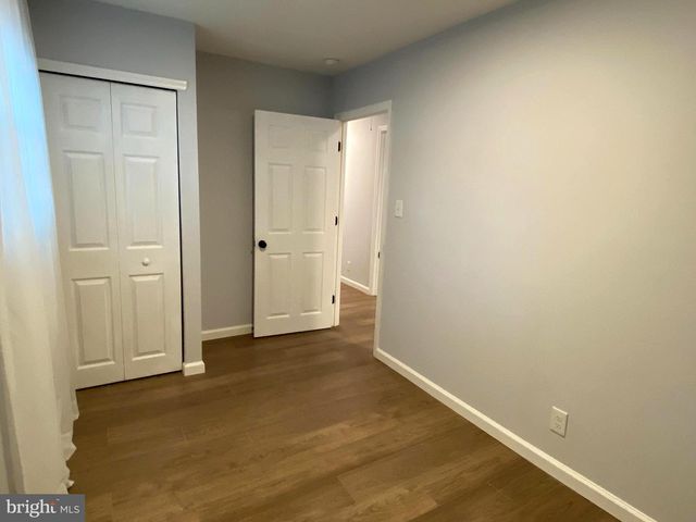 401 CAINS MILL RD, Williamstown, NJ 08094