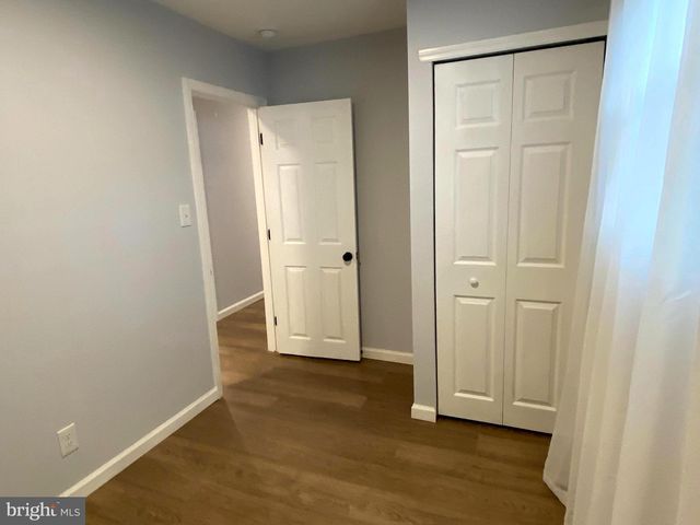401 CAINS MILL RD, Williamstown, NJ 08094