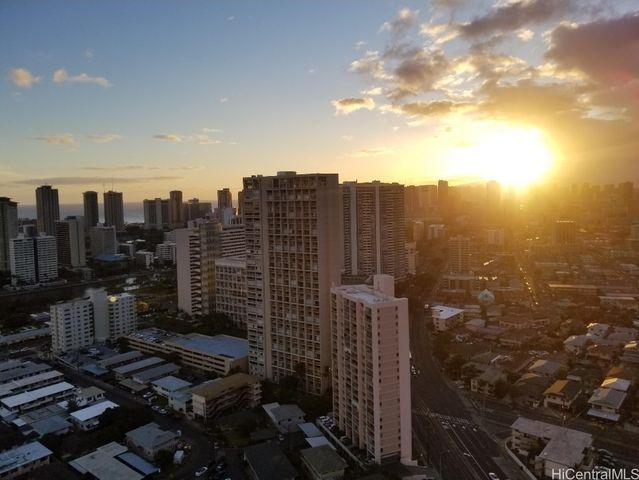 2499 Kapiolani Boulevard 3506, Honolulu, HI 96826