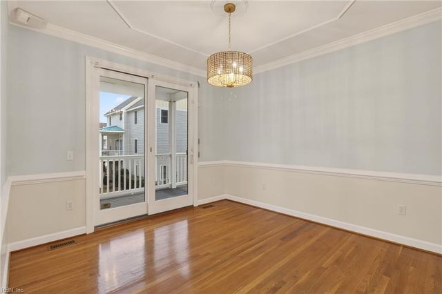 323 Bay Dunes DR, Norfolk, VA 23503