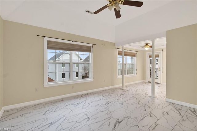 323 Bay Dunes DR, Norfolk, VA 23503