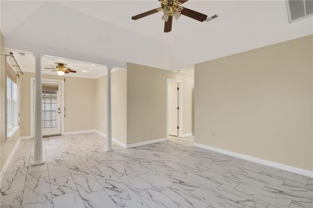 323 Bay Dunes DR, Norfolk, VA 23503