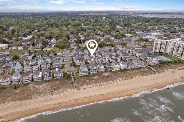 323 Bay Dunes DR, Norfolk, VA 23503