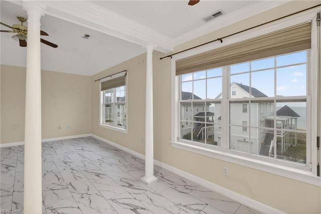 323 Bay Dunes DR, Norfolk, VA 23503