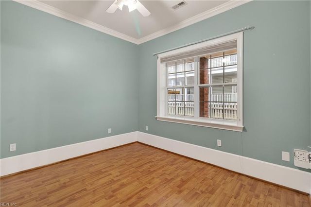 323 Bay Dunes DR, Norfolk, VA 23503