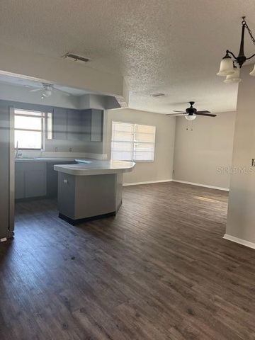 8208 WOODEN DRIVE, Spring Hill, FL 34606