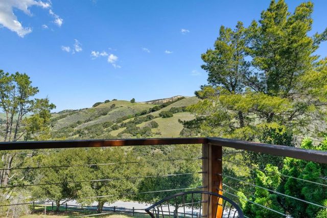 17 Calera Canyon Road, Salinas, CA 93908