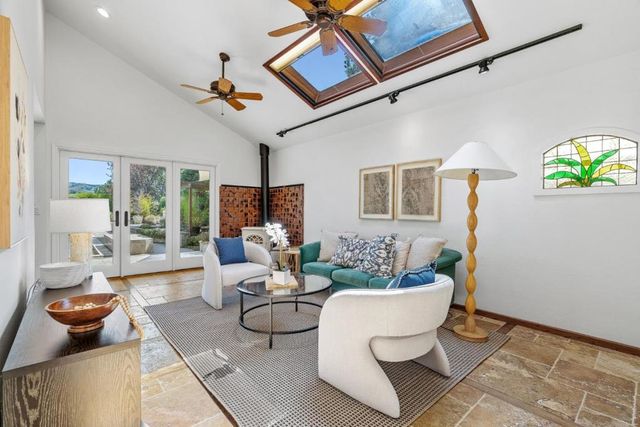 17 Calera Canyon Road, Salinas, CA 93908