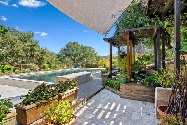 17 Calera Canyon Road, Salinas, CA 93908