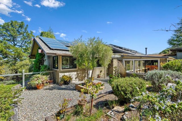 17 Calera Canyon Road, Salinas, CA 93908